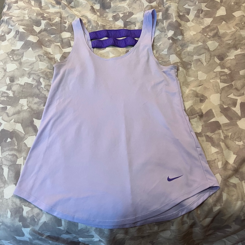 Women’s purple Nike athletic tank top